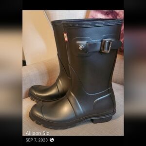 Women's Hunter Charcoal Rubber Rain Boots